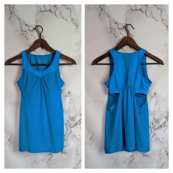 Athleta Blue Tank Built In Bra Padded Shelf Blue Cut Out High Neck Top - Picture 1 of 11